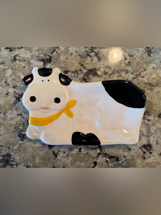 Cooks Club Other - Cooks Club Cow Shaped Ceramic Spoon Rest or Trinket Tray with Yellow Scarf